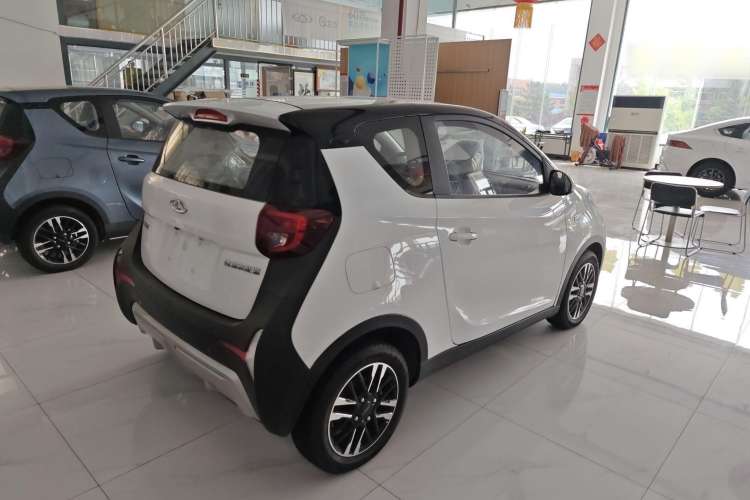 Used Chery New Energy Little Ant 2022 Restyled Version Sweet Pink Edition Half-Sugar Version 28.8 kWh 30 kW 301 km Exterior 3