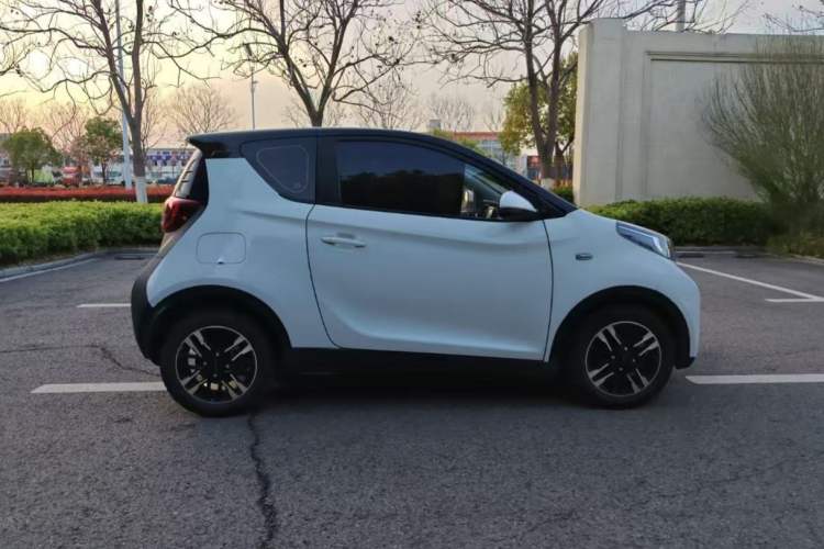 Used Chery New Energy Little Ant 2022 Sweet Pink Edition Half-Sugar Version Lithium Iron Phosphate 29.2 kWh 30 kW 301 km Exterior 3