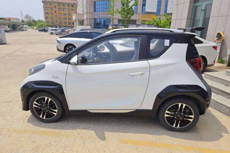 Used Chery New Energy Little Ant 2022 Sweet Pink Edition Full-Sugar Version 3-Cell Lithium 30kW 301km Exterior 5