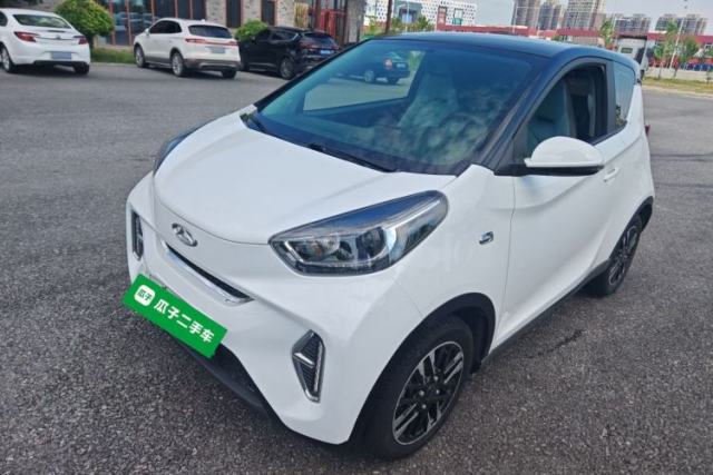 Ojetý Chery New Energy Little Ant 2022 Revised Version Sweet Pink Edition Half-Sugar Version Lithium Iron Phosphate 30.7 kWh 30 kW 301 km