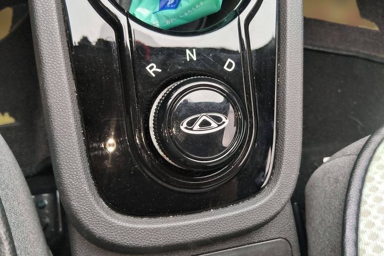 Used Chery New Energy Little Ant 2022 Sweet Pink Edition Half-Sugar Version Lithium Iron Phosphate 30 kW 301 km Gear Lever