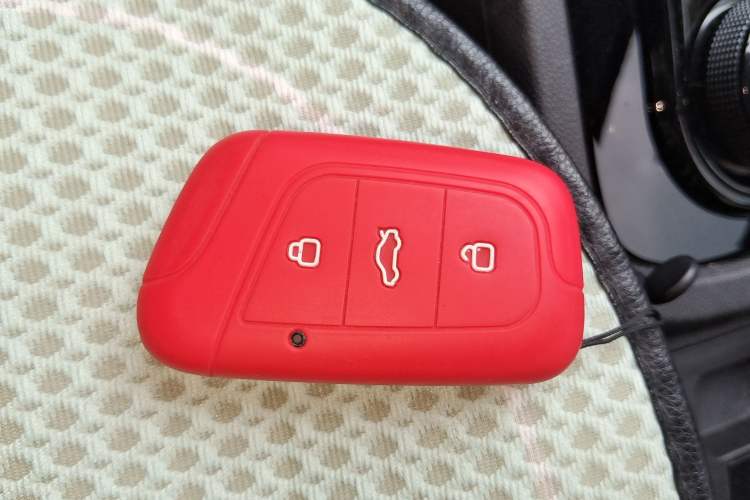 Used Chery New Energy Little Ant 2022 Sweet Pink Edition Half-Sugar Version Lithium Iron Phosphate 30 kW 301 km Interior 1