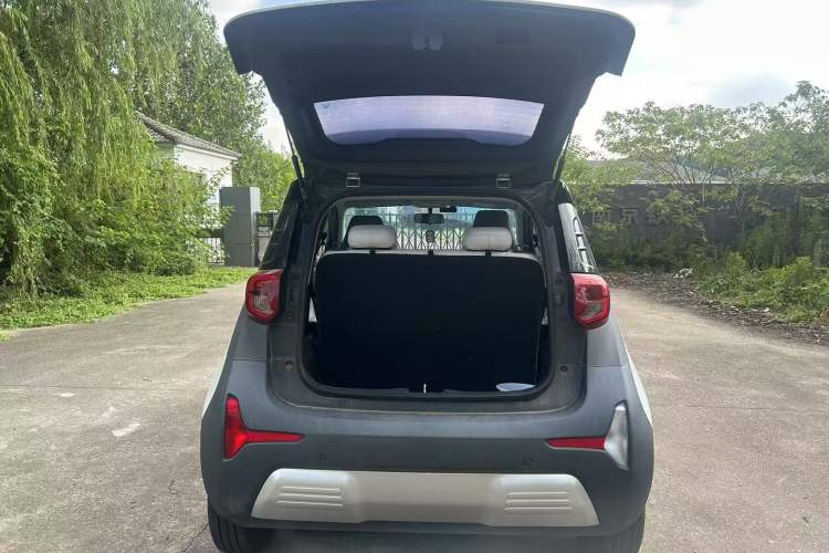 Used Chery New Energy Little Ant 2022 Sweet Pink Edition Half-Sugar Version Lithium Iron Phosphate 30 kW 301 km Interior 2