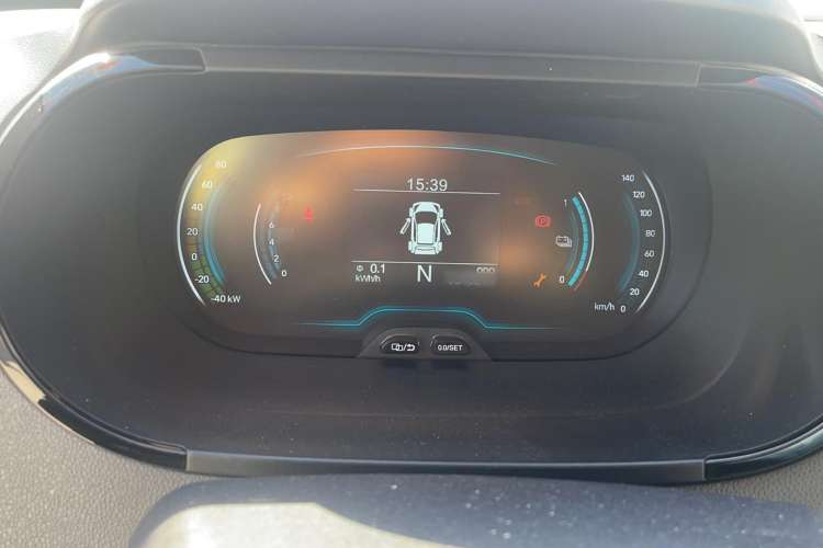 Used Chery New Energy Little Ant 2022 Sweet Pink Edition Half-Sugar Version Lithium Iron Phosphate 30 kW 301 km Interior 2