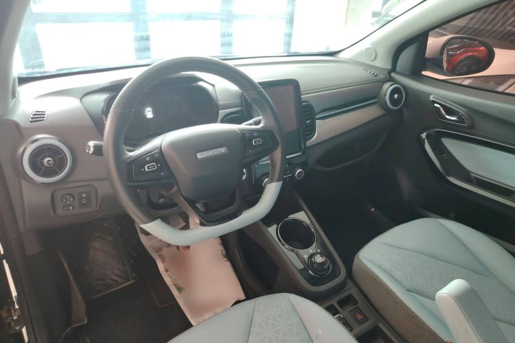 Used Chery New Energy Little Ant 2022 Sweet Pink Edition Half-Sugar Version 3-Cell Lithium 30kW 301km Interior 3