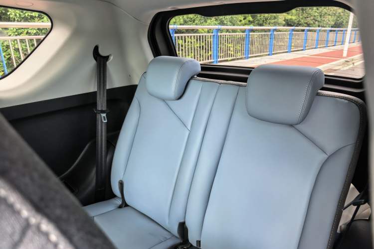 Used Chery New Energy Little Ant 2022 Sweet Pink Edition Half-Sugar Version Lithium Iron Phosphate 30 kW 301 km Interior 4