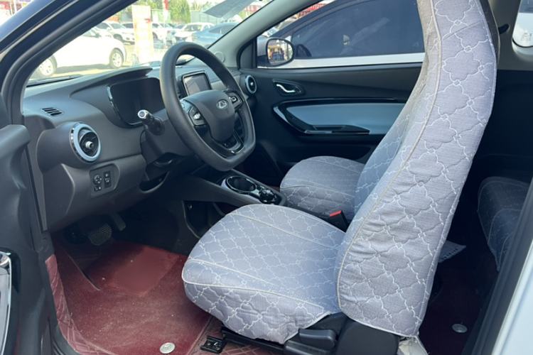 Used Chery New Energy Little Ant 2022 Restyled Version Sweet Pink Edition Half-Sugar Version 28.8 kWh 30 kW 301 km Interior 5