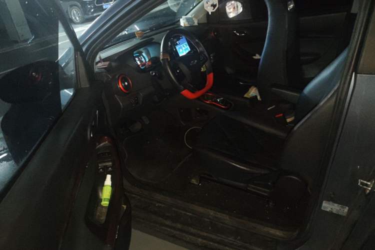Used Chery New Energy Little Ant 2023 251km True Love Edition Lithium Iron Phosphate Interior 3
