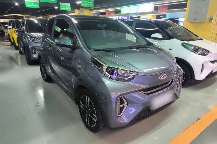 Used Chery New Energy Little Ant 2023 251km True Love Edition Lithium Iron Phosphate Front Right 45 Deg