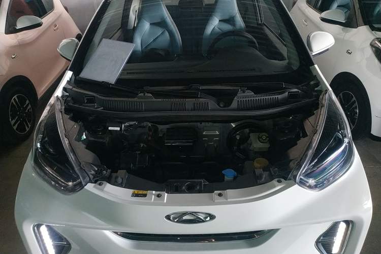 Used Chery New Energy Little Ant 2023 251km True Love Edition Lithium Iron Phosphate Engine Bay