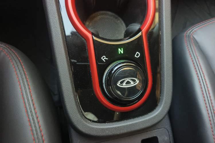 Used Chery New Energy Little Ant 2024 Youth Edition 251km True Love Edition 23.99 kWh Gear Lever