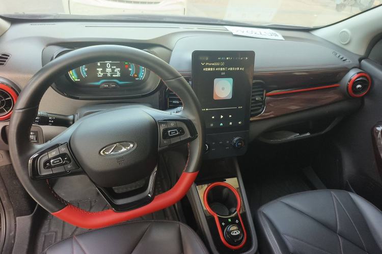 Used Chery New Energy Little Ant 2024 Youth Edition 251km True Love Edition 23.99 kWh Interior 3