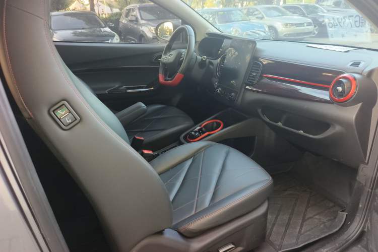 Used Chery New Energy Little Ant 2024 Youth Edition 251km True Love Edition 23.99 kWh Right Front Seat