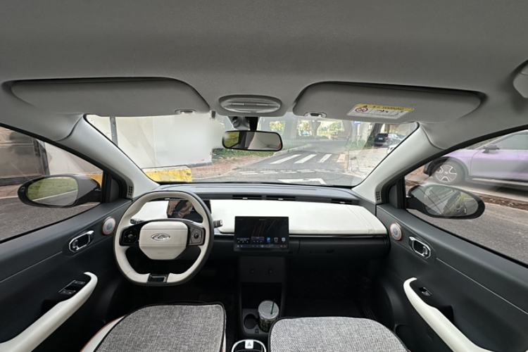 Used Chery New Energy Little Ant 2024 Facelifted 321km Beloved Edition Interior 3