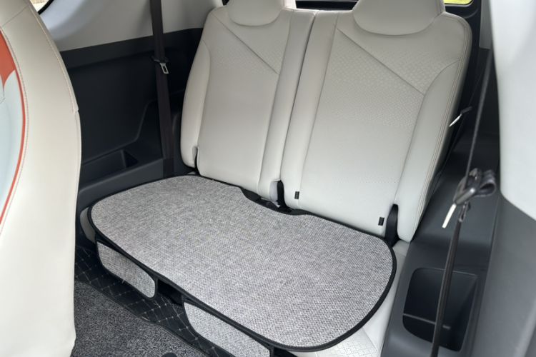 Used Chery New Energy Little Ant 2024 Facelifted 321km Beloved Edition Interior 5