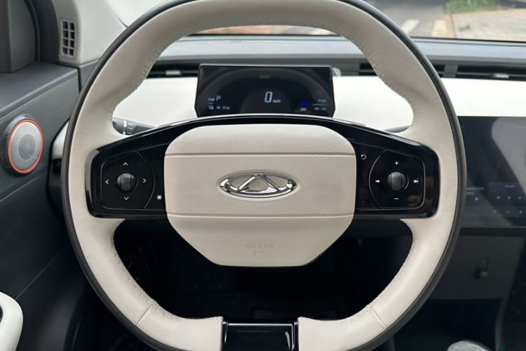 Used Chery New Energy Little Ant 2024 Facelifted 321km Beloved Edition Steering Wheel