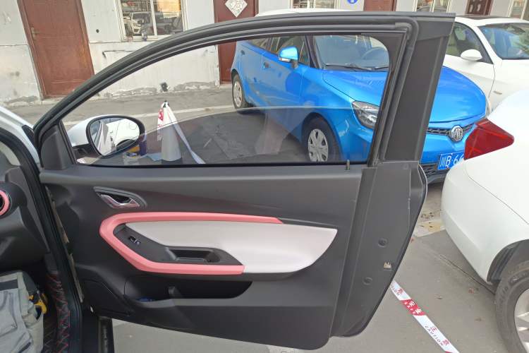 Used Chery New Energy Little Ant 2024 Revised Version Youth Edition 251 km True Love Edition 25.05 kWh Right Front Door Interior