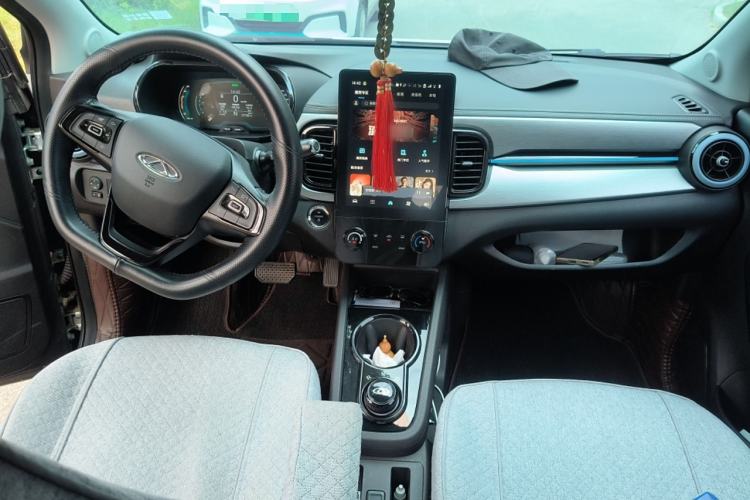 Used Chery New Energy Little Ant 2024 Edition Youth Version 251km True Love Edition 25.05 kWh Center Console