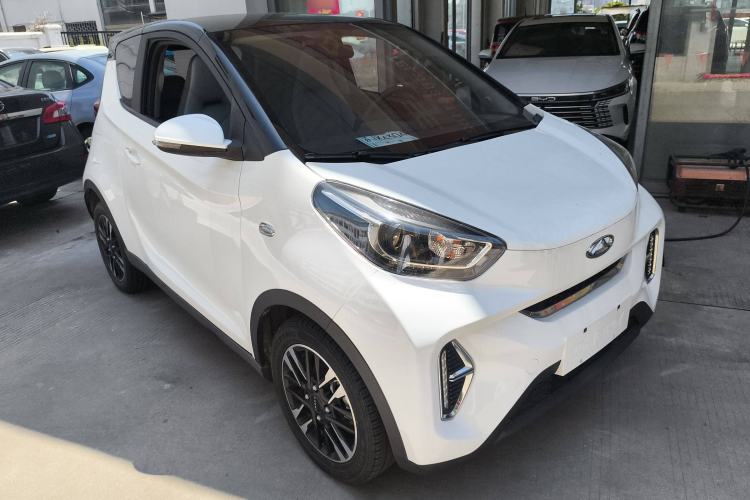 Used Chery New Energy Little Ant 2024 251km True Love Edition Front Right 45 Deg