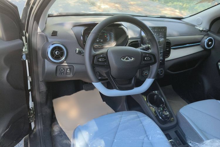 Used Chery New Energy Little Ant 2024 Revised Edition Youth Version 251 km True Love Edition 23.99 kWh Interior 3