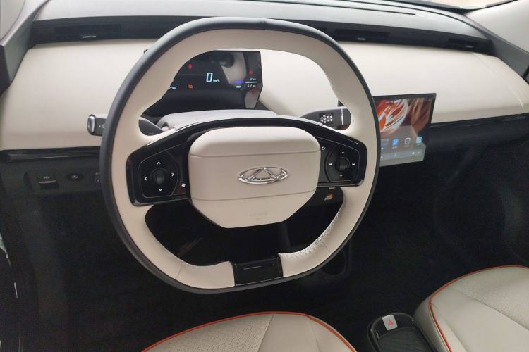 Used Chery New Energy Little Ant 2024 Revised Edition Youth Version 321 km Beloved Pro Version 29.23 kWh Steering Wheel