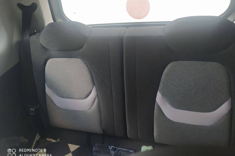 Used Chery New Energy QQ Ice Cream 2022 170km Sundae Phosphate Lithium-Ion Interior 3