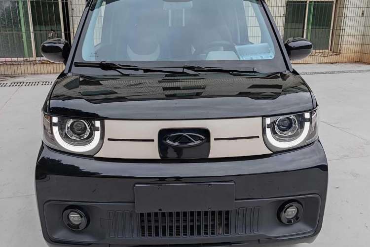 Used Chery New Energy QQ Ice Cream 2022 170km Sundae Phosphate Lithium-Ion Exterior 1