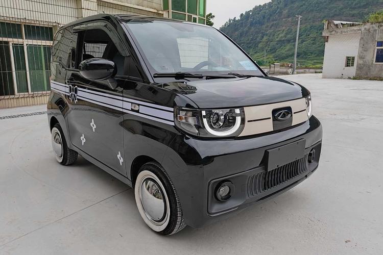 Used Chery New Energy QQ Ice Cream 2022 170km Sundae Phosphate Lithium-Ion Exterior 2