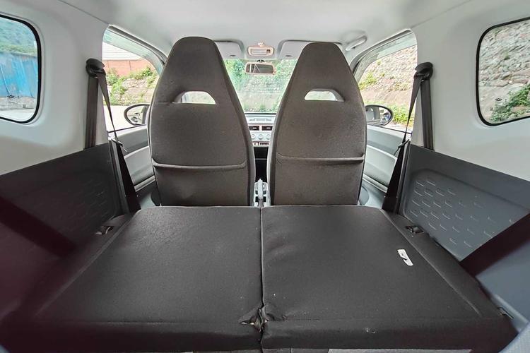 Used Chery New Energy QQ Ice Cream 2022 170km Sundae Phosphate Lithium-Ion Interior 2
