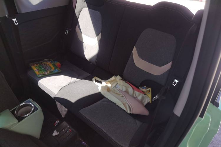 Used Chery New Energy QQ Ice Cream 2022 170km Sundae Phosphate Lithium-Ion Left Rear Seat