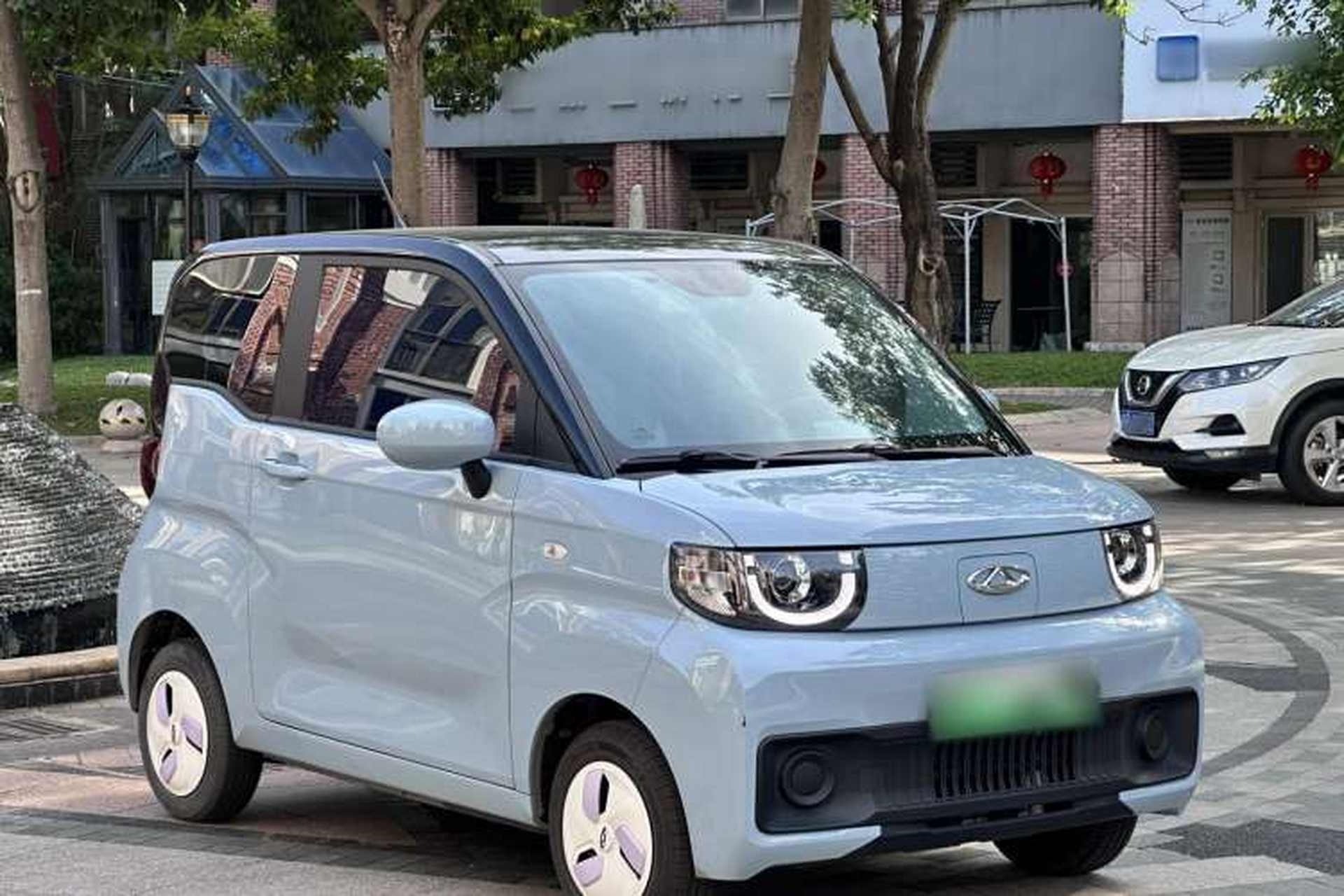 Used Chery New Energy QQ Ice Cream 2022 170km Sundae Phosphate Lithium-Ion Exterior 2