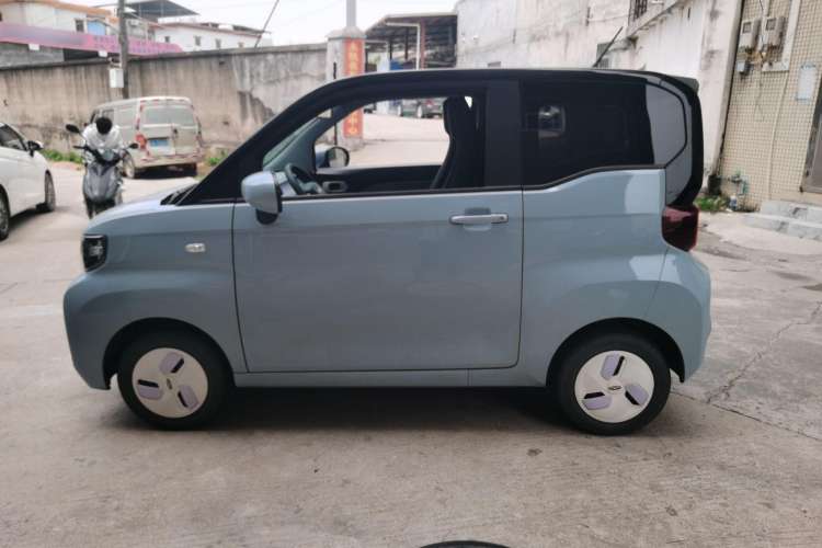 Used Chery New Energy QQ Ice Cream 2022 170km Sundae Phosphate Lithium-Ion Exterior 3
