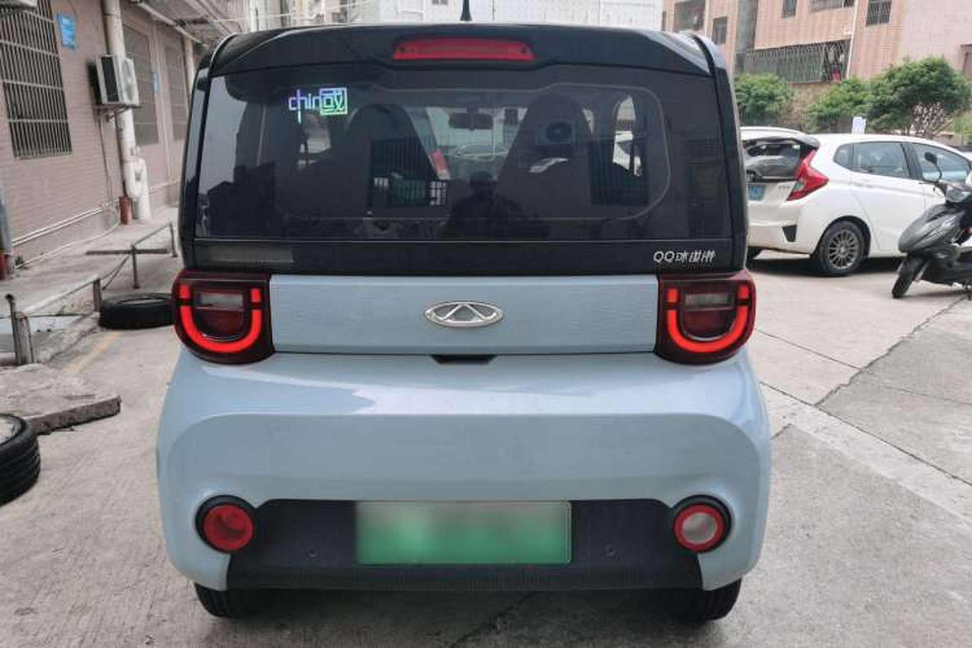 Used Chery New Energy QQ Ice Cream 2022 170km Sundae Phosphate Lithium-Ion Exterior 4