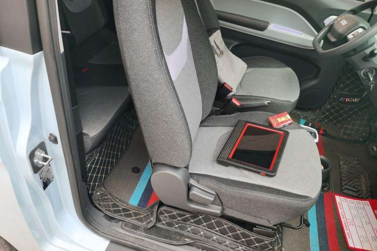 Used Chery New Energy QQ Ice Cream 2022 170km Sundae Phosphate Lithium-Ion Right Front Seat