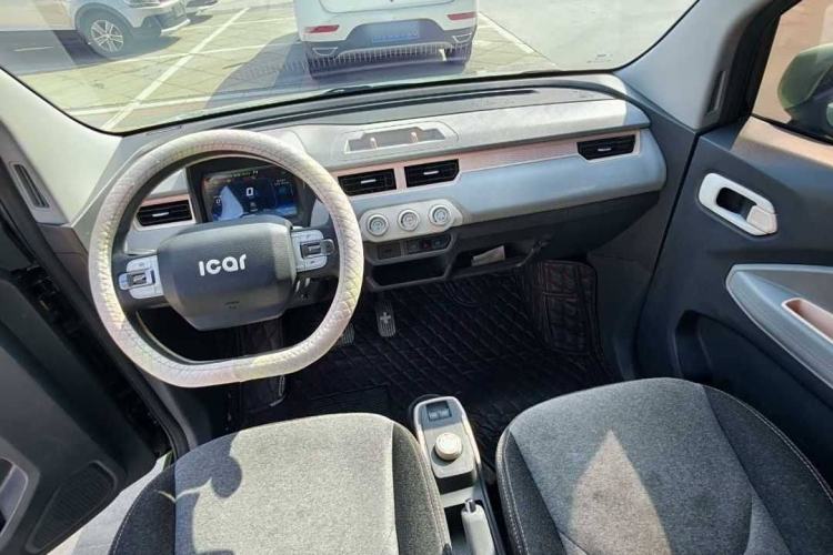 Used Chery New Energy QQ Ice Cream 2022 170km Sundae Phosphate Lithium-Ion Interior 1