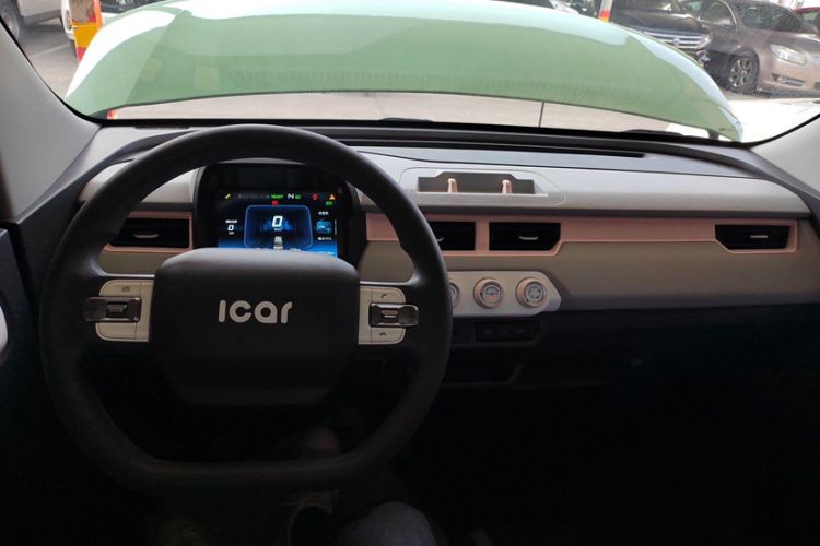 Used Chery New Energy QQ Ice Cream 2022 170km Sundae Phosphate Lithium-Ion Interior 2