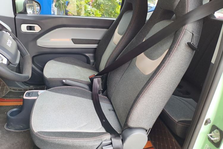 Used Chery New Energy QQ Ice Cream 2022 170km Sundae Phosphate Lithium-Ion Interior 5