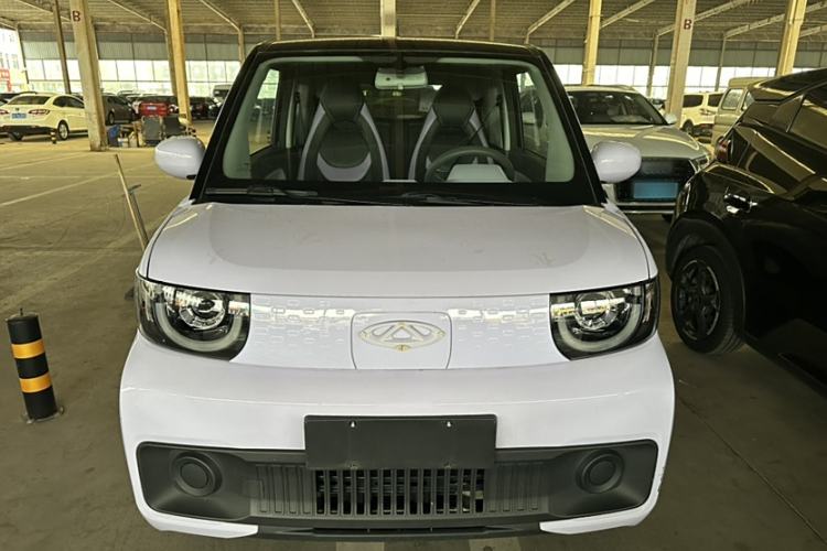 Used Chery New Energy QQ Ice Cream 2022 120km Conical Shape Lithium Iron Phosphate Exterior 1