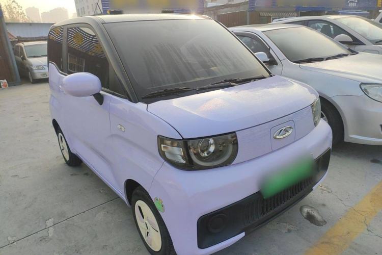 Used Chery New Energy QQ Ice Cream 2022 120km Conical Shape Lithium Iron Phosphate Exterior 2