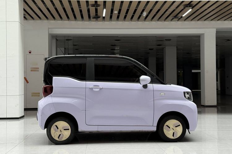 Used Chery New Energy QQ Ice Cream 2022 170km Sundae Phosphate Lithium-Ion Exterior 2