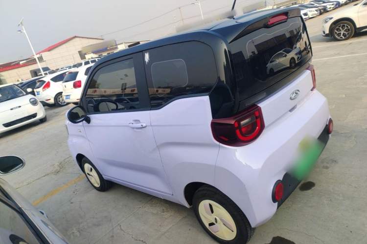 Used Chery New Energy QQ Ice Cream 2022 120km Conical Shape Lithium Iron Phosphate Exterior 3