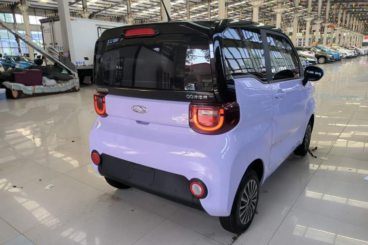 Used Chery New Energy QQ Ice Cream 2022 120km Conical Shape Lithium Iron Phosphate Exterior 3