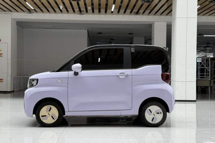 Used Chery New Energy QQ Ice Cream 2022 170km Sundae Phosphate Lithium-Ion Exterior 3