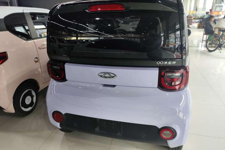 Used Chery New Energy QQ Ice Cream 2022 170km Sundae Phosphate Lithium-Ion Exterior 4