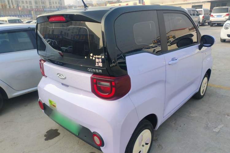 Used Chery New Energy QQ Ice Cream 2022 120km Conical Shape Lithium Iron Phosphate Exterior 5