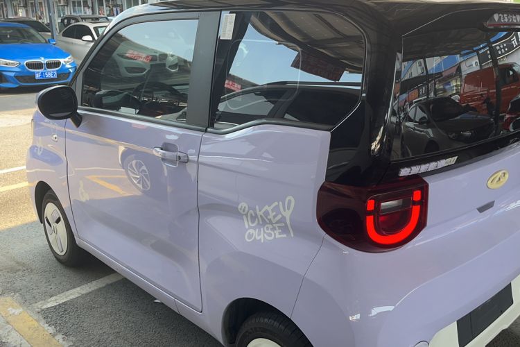 Used Chery New Energy QQ Ice Cream 2022 170km Sundae Phosphate Lithium-Ion Exterior 5