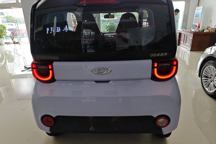Used Chery New Energy QQ Ice Cream 2022 170km Sundae Phosphate Lithium-Ion Exterior 5