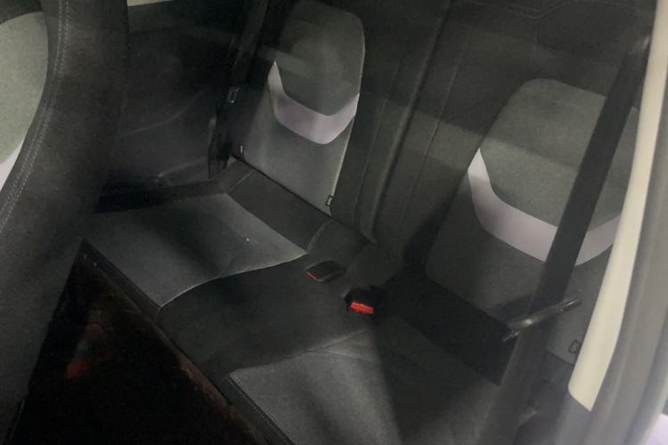 Used Chery New Energy QQ Ice Cream 2022 170km Sundae Phosphate Lithium-Ion Interior 1