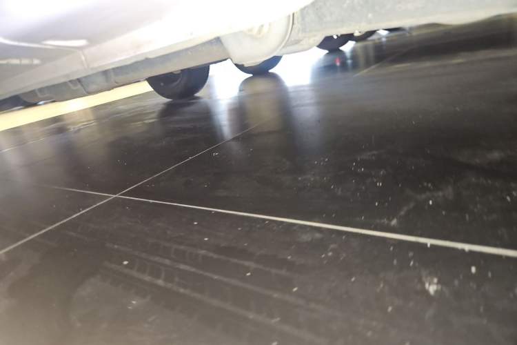 Used Chery New Energy QQ Ice Cream 2022 170km Sundae Phosphate Lithium-Ion Left Side Sill