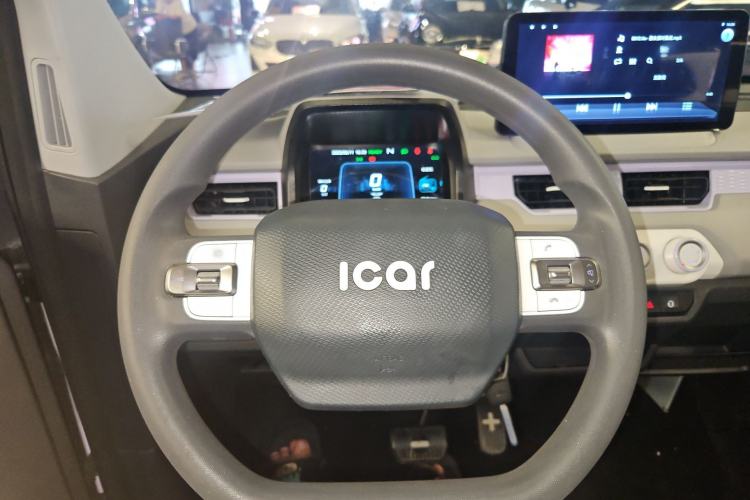 Used Chery New Energy QQ Ice Cream 2022 170km Sundae Phosphate Lithium-Ion Steering Wheel